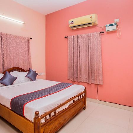 Its South East Residency Hotel Chennai Exterior photo